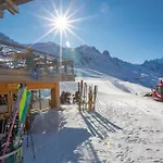 Grand Roc - Campanules 411 - Happy * Chamonix
